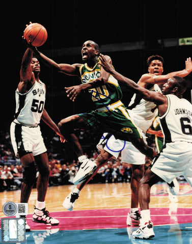 Gary Payton Autographed 8x10 Photo Seattle Supersonics Beckett BAS QR #BS36814
