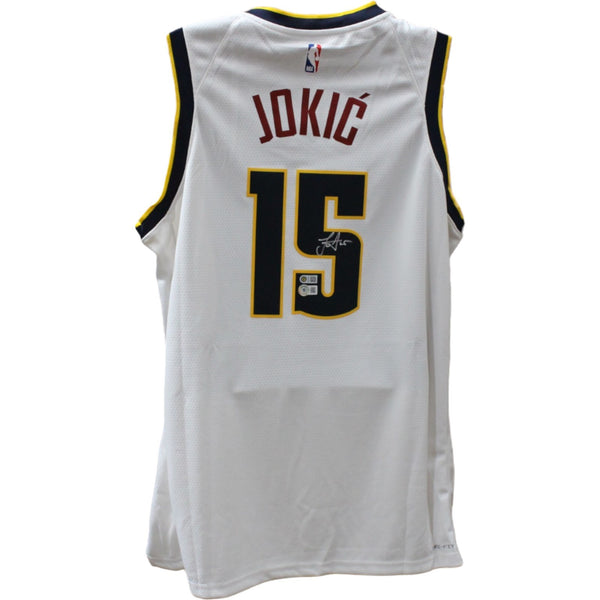 Nikola Jokic Autographed Denver Nuggets Nike White Swingman Jersey Beckett 46325