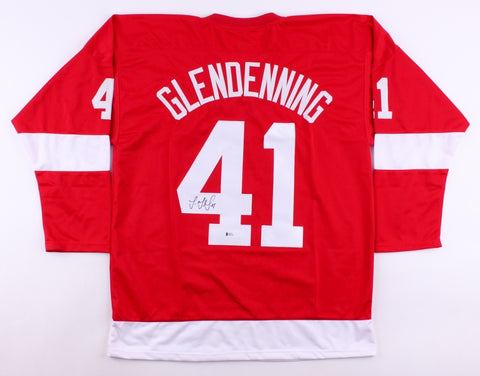 Luke Glendening Signed Red Wings Jersey (Beckett) Ex-Michigan Wolverine Forward