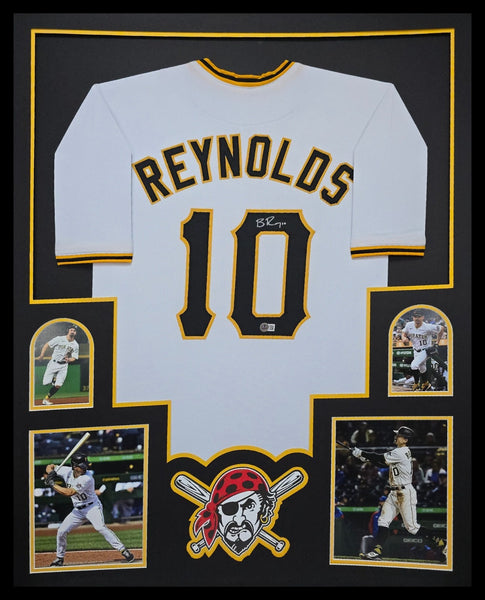 FRAMED PITTSBURGH PIRATES BRYAN REYNOLDS AUTOGRAPHED SIGNED JERSEY BECKETT HOLO