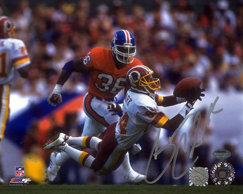Gary Clark Signed Washington Football Team White Jersey Catch 8x10 Photo -SS COA