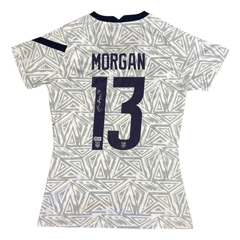 Alex Morgan Signed 2021/22 Nike USA Women's Pre-Match Soccer Jersey BAS BAS