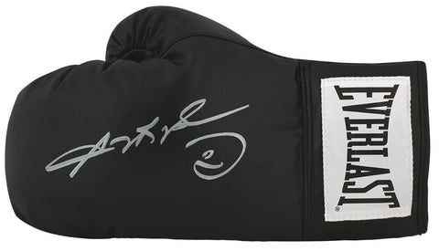 Sugar Ray Leonard Signed Everlast Black Boxing Glove - (SCHWARTZ SPORTS COA)