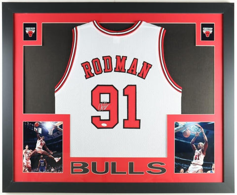 Dennis Rodman Signed Chicago Bulls Framed Jersey (JSA) 5xNBA Champion Forward