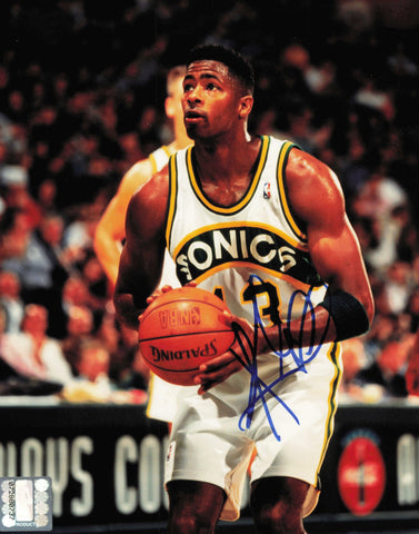 Kendall Gill Autographed Signed 8x10 Photo Seattle Supersonics SKU #244845