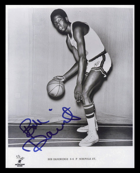 Bob Dandridge Autographed Signed 8x10 Photo Milwaukee Bucks SKU #245670
