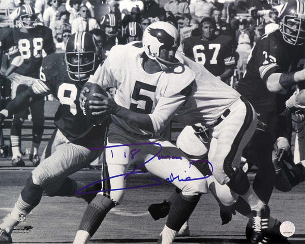 Roman Gabriel Signed Philadelphia Eagles B&W Action 16x20 Photo - (SCHWARTZ COA)