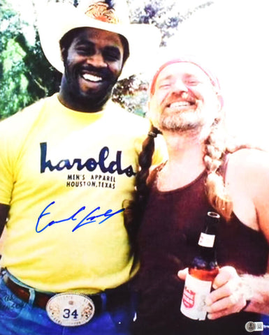 Earl Campbell Autographed 16x20 w/ Willie Nelson Photo- Beckett W Hologram *Blue