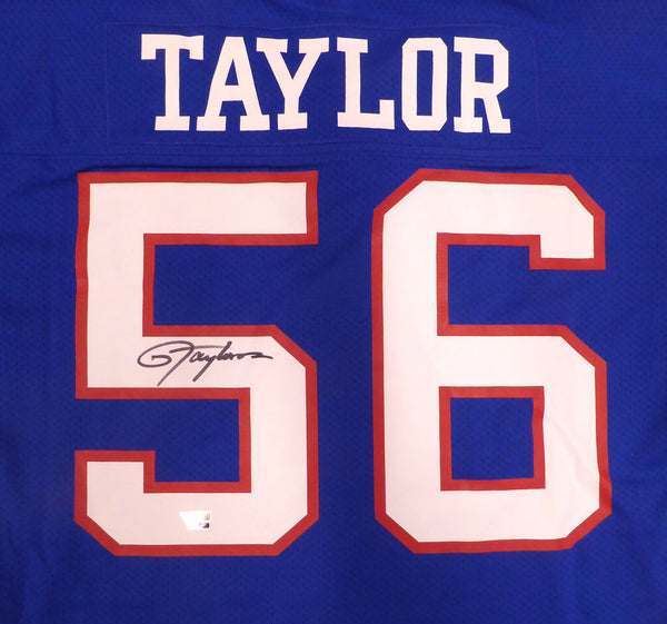 Giants Lawrence Taylor Autographed Mitchell & Ness Jersey Fanatics QL84395480