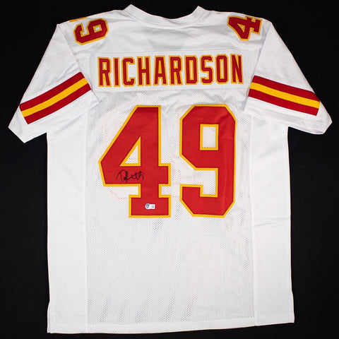 Tony Richardson Signed Kansas City Chiefs White Home Jersey (Beckett) 3xPro Bowl