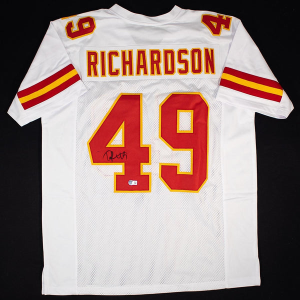 Tony Richardson Signed Kansas City Chiefs White Home Jersey (Beckett) 3xPro Bowl
