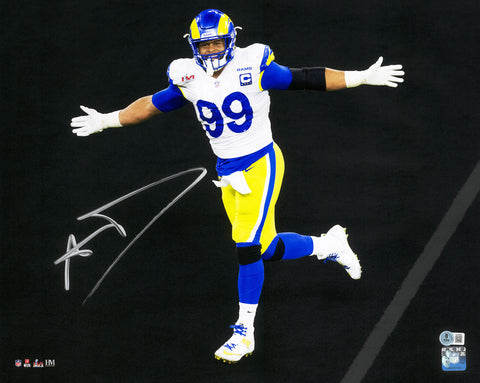 AARON DONALD AUTOGRAPHED 16X20 PHOTO RAMS SB LVI 56 SPOTLIGHT BECKETT 224854