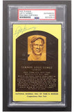 Lefty Gomez Yankees Signed Gold HOF Postcard (PSA Encapstd) 5xWorld Series Champ