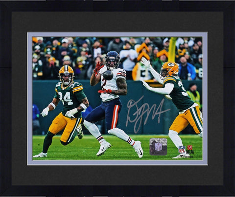 Framed D.J. Moore Chicago Bears Signed 8 x 10 Catching Pass vs Packers Photo