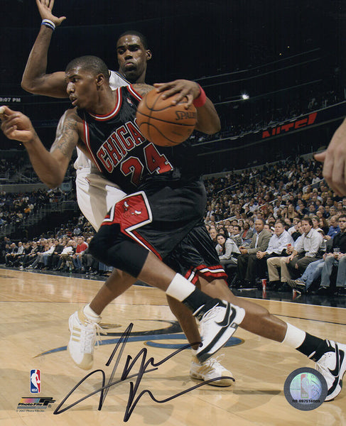 Tyrus Thomas Signed Bulls Black Jersey Dribbling 8x10 Photo - (SCHWARTZ COA)