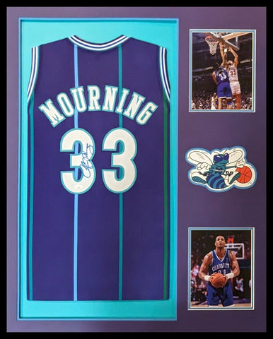 FRAMED CHARLOTTE HORNETS ALONZO MOURNING SIGNED JERSEY JSA COA
