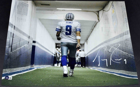 TONY ROMO SIGNED AUTOGRAPHED DALLAS COWBOYS TUNNEL 16x20 PHOTO BECKETT