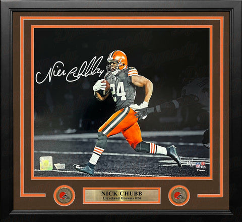 Nick Chubb Blackout Cleveland Browns Autographed 11x14 Framed Photo Fanatics