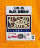 Showtime Lakers (6) Johnson, Worthy +4 Signed Yellow M&N Authentic Jersey BAS W