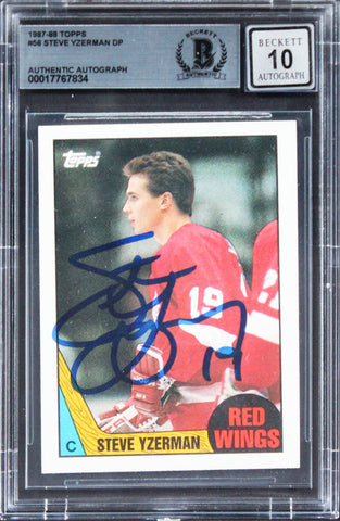 Red Wings Steve Yzerman Signed 1987 Topps #56 Card Auto 10! BAS Slabbed