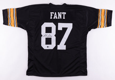 Noah Fant Signed Iowa Hawkeyes Jersey (Beckett Holo) Seattle Seahawks Tight End