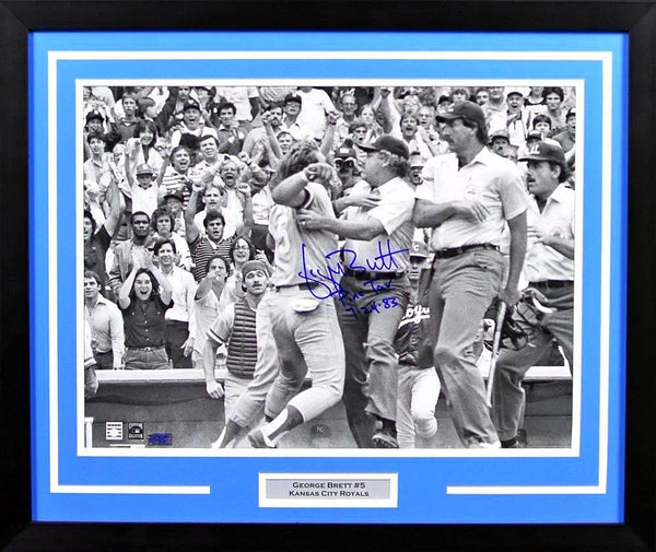 GEORGE BRETT SIGNED KANSAS CITY ROYALS 16x20 FRAMED PHOTO W/ PINE TAR 7-24-83