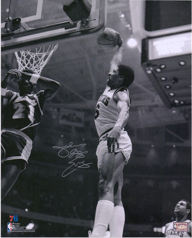 Julius Erving Philadelphia 76ers Signed 16" x 20" Dunk vs. Lakers Photo