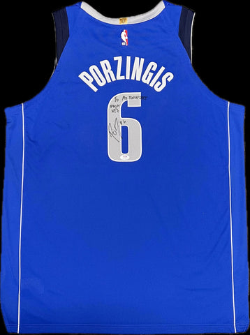 Kristaps Porzingis Signed Jersey PSA Dallas Mavericks Autographed
