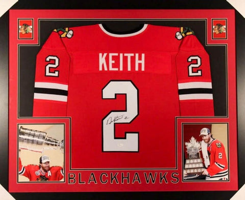 Duncan Keith Signed Chicago Blackhawks 35x43 Framed Jersey (JSA COA) 3xCup Champ