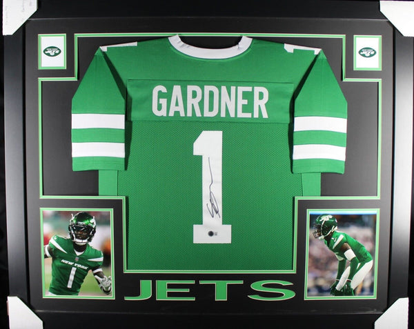 AHMAD SAUCE GARDNER (Jets green SKYLINE) Signed Autograph Framed Jersey Beckett