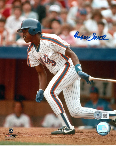 Rafael Santana Autographed New York Mets 8x10 Photo Beckett Authenticated