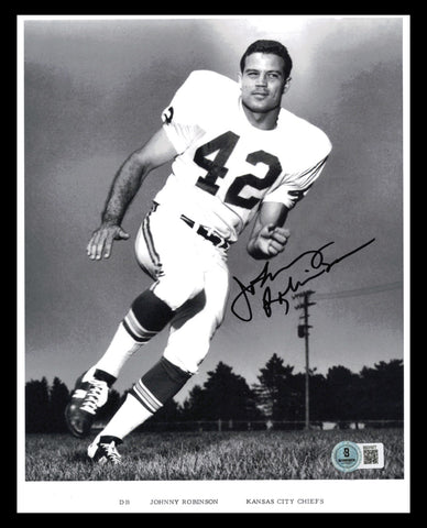 Johnny Robinson Autographed 8x10 Photo Kansas City Chiefs Beckett QR #BS31977
