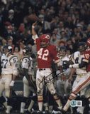 Johnny Robinson Autographed 8x10 Photo Kansas City Chiefs Beckett QR #BS31987