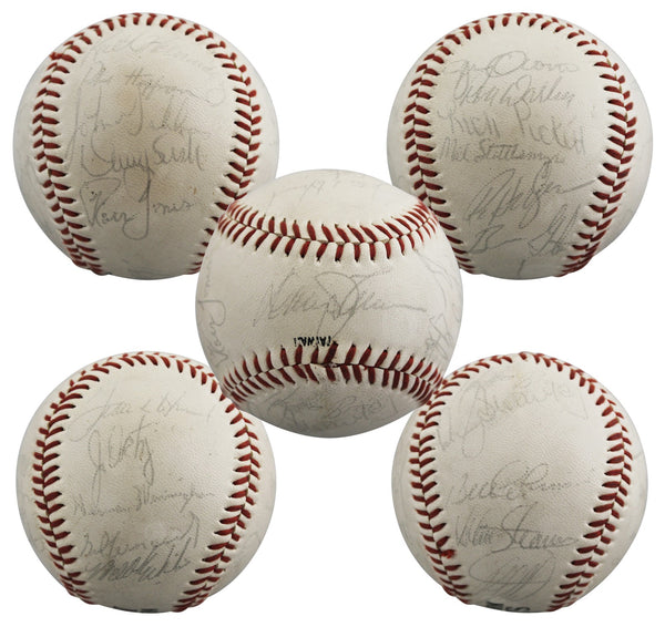 1984 Mets (22) Hernandez, Darling, Strawberry +19 Signed Baseball BAS #AE64194