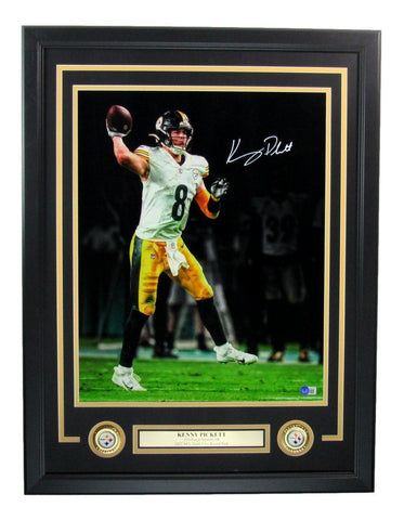 Kenny Pickett Autographed 16x20 Photo Pittsburgh Steelers Framed Beckett