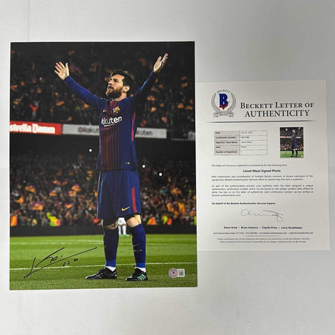 Autographed/Signed Lionel Leo Messi FC Barcelona 12x16 Photo Beckett BAS COA #4