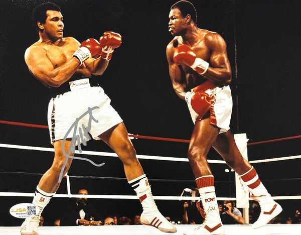 Larry Holmes Signed 8x10 Boxing vs Muhammad Ali Photo 2 JSA QR