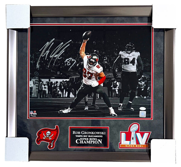 Rob Gronkowski Buccaneers Signed SB LV Spotlight 16x20 Matted & Framed Photo JSA