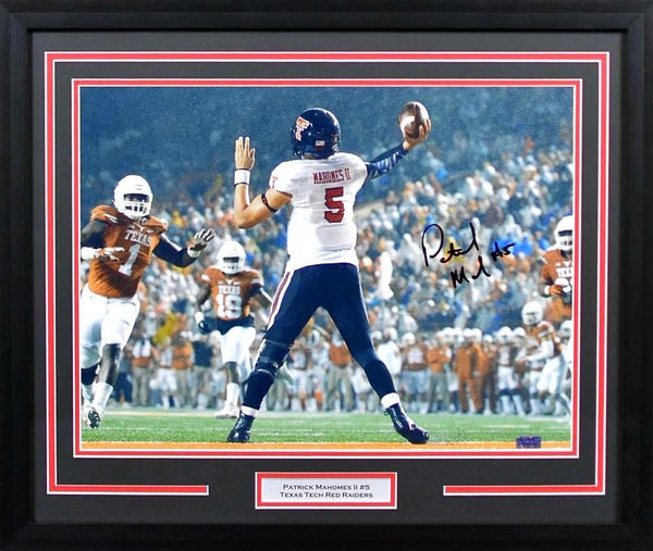 PATRICK MAHOMES SIGNED TEXAS TECH RED RAIDERS 16x20 FRAMED PHOTO - ROOKIE SIG