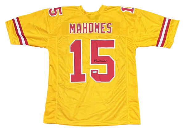 KANSAS CITY CHIEFS PATRICK MAHOMES SIGNED AUTOGRAPHED #15 GOLD JERSEY BECKETT