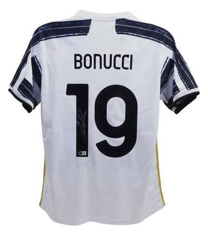 Leonardo Bonucci Signed Juventus F. C Nike Jersey (Beckett) Team Italy 2010-2023