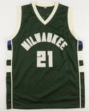 Jrue Holiday Milwaukee Bucks Signed Jersey / 2021 NBA Champion (Beckett) Guard