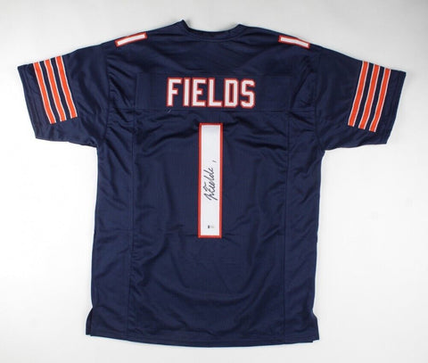Justin Fields Signed Chicago Bears Jersey (Beckett) Ex Ohio State Buckeyes Q.B.