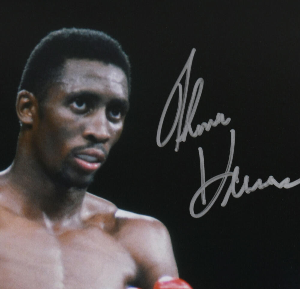 Tommy Hearns Autographed 8x10 In Ring Photo- Beckett W Hologram *Silve ...