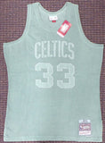 CELTICS LARRY BIRD AUTOGRAPHED GREEN M&N WASHED OUT JERSEY L BECKETT 177710