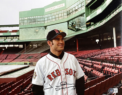 Johnny Damon Signed Boston Red Sox 11x14 Photo BAS