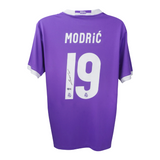 Luka Modric Signed Real Madrid FC UCL Final Soccer Jersey #19 with Beckett COA