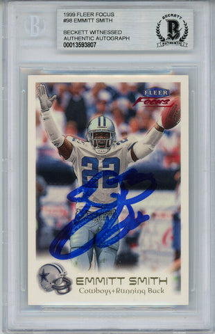 Emmitt Smith Autographed 1999 Fleer Focus #98 Trading Card Beckett Slab 35080