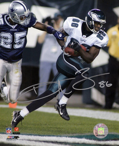 Reggie Brown Signed Eagles Action vs Cowboys 8x10 Photo - (SCHWARTZ COA)