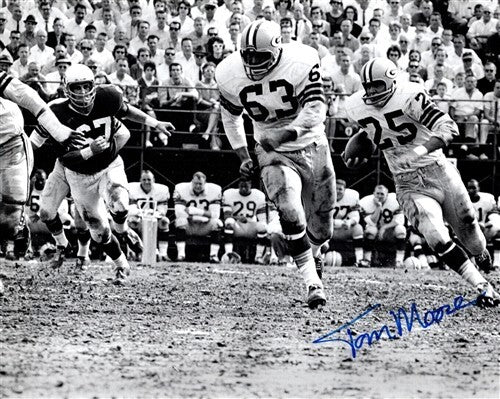 Packers TOM MOORE Signed 8x10 Photo #1 AUTO - 61 & 62 Champ